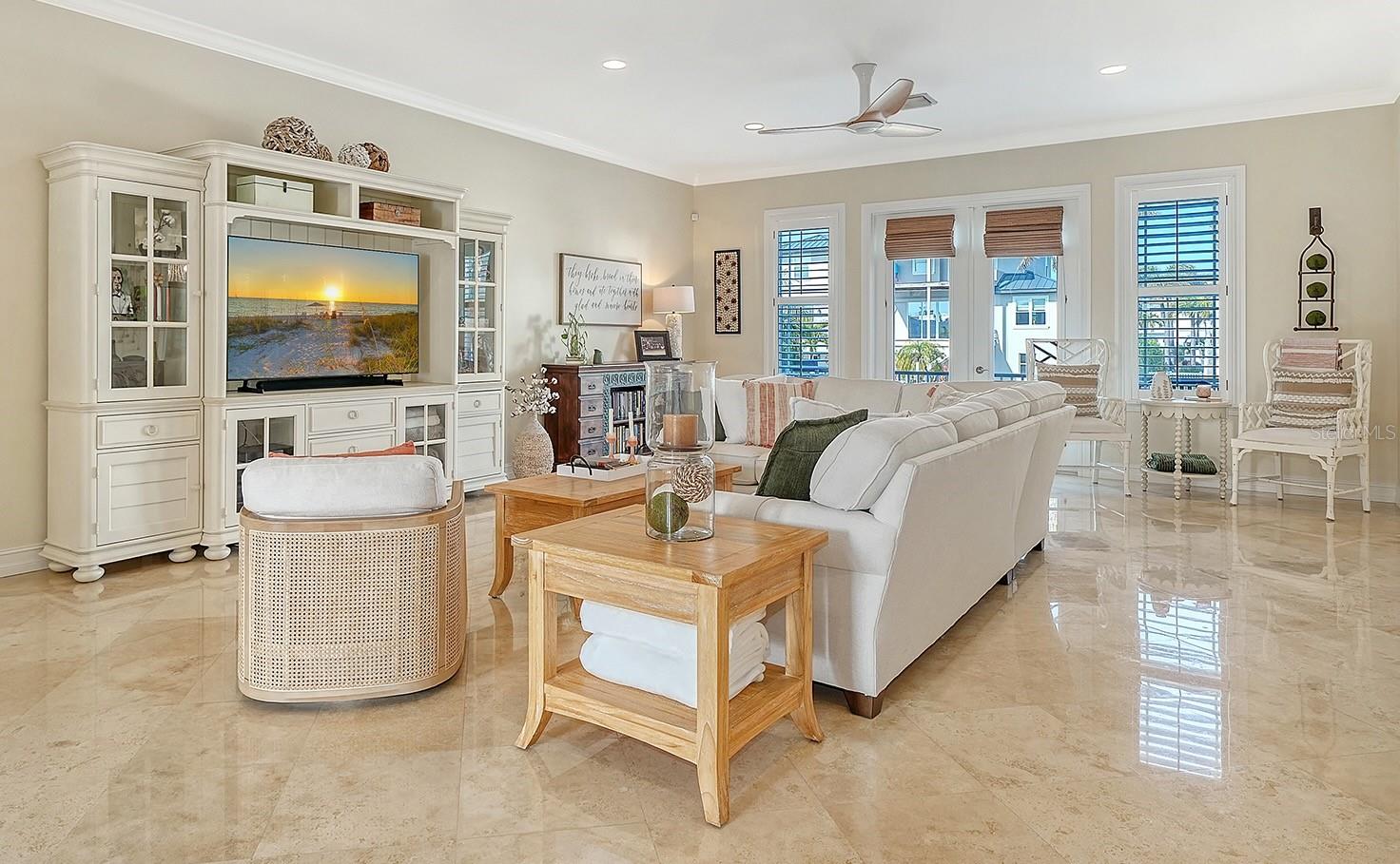 NORTH POINT HARBOUR UNIT ONE - Residential