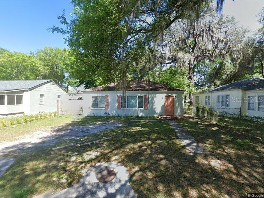 Nice 3 bedroom 2 bath split floor plan, living and family room. Remolded bathroom, extra nice kitchen. Solid surface flooring.