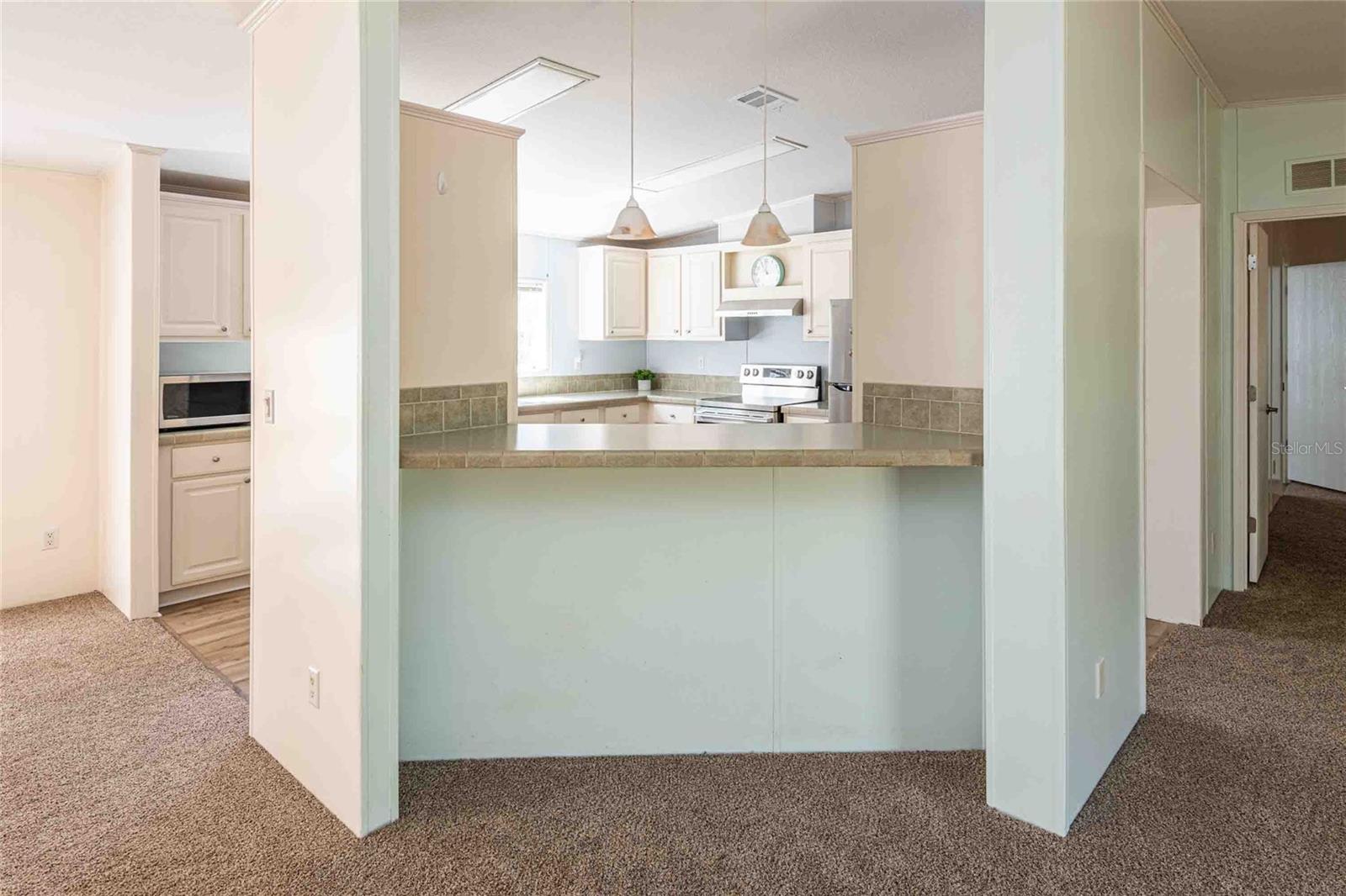 LEISURE RETREATS - Residential