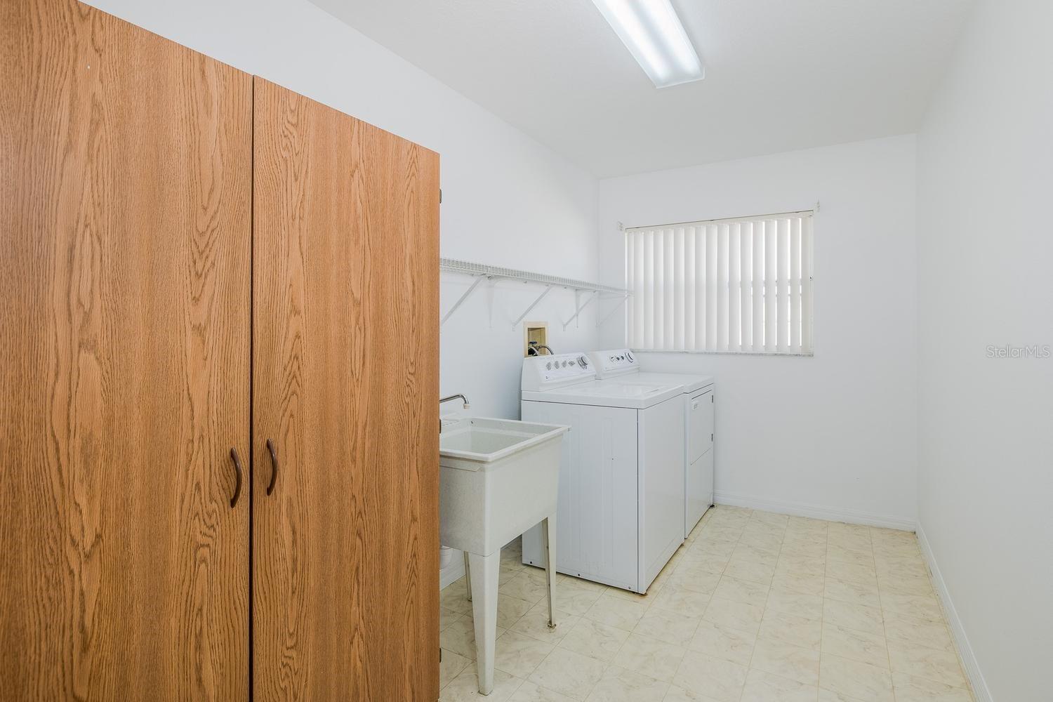 THE ESTATES - Residential