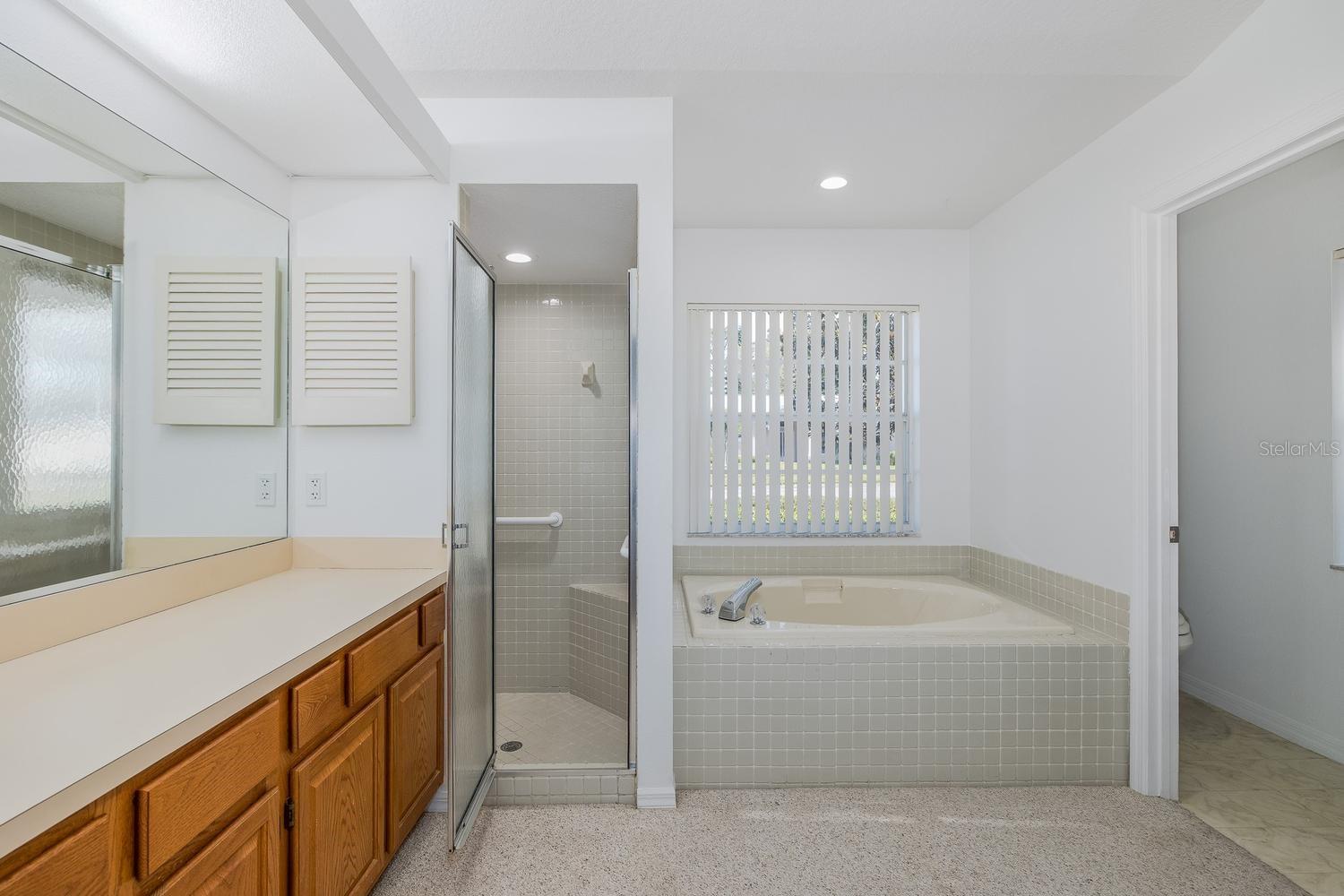 THE ESTATES - Residential