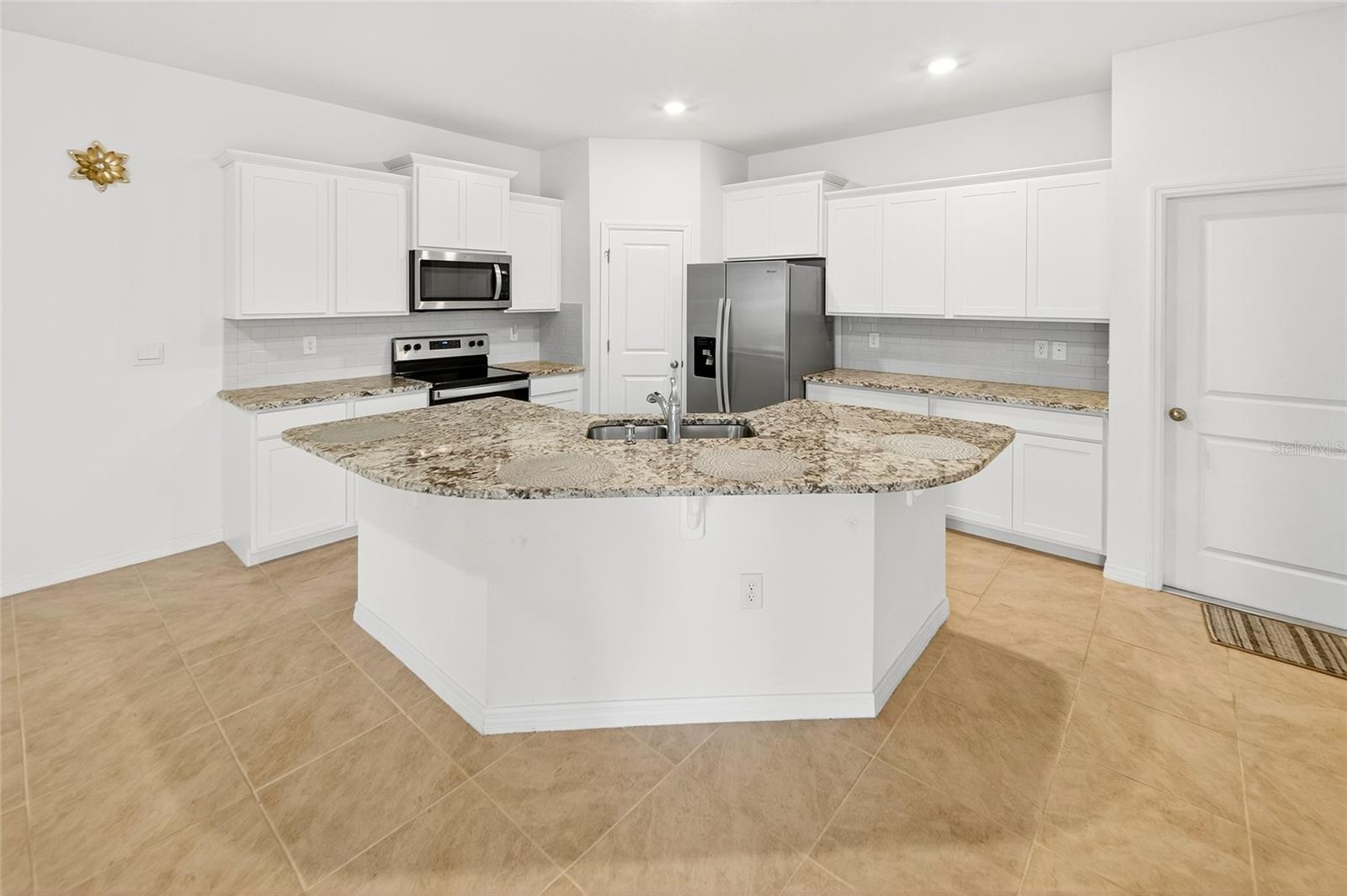 OCALA PRESERVE PH 13 - Residential Lease