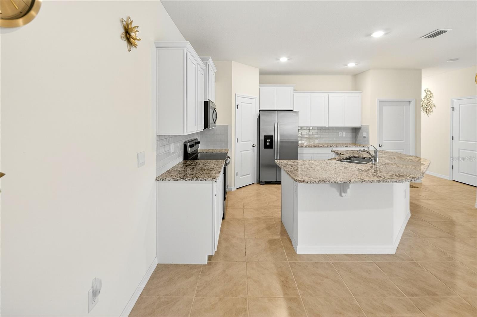 OCALA PRESERVE PH 13 - Residential Lease