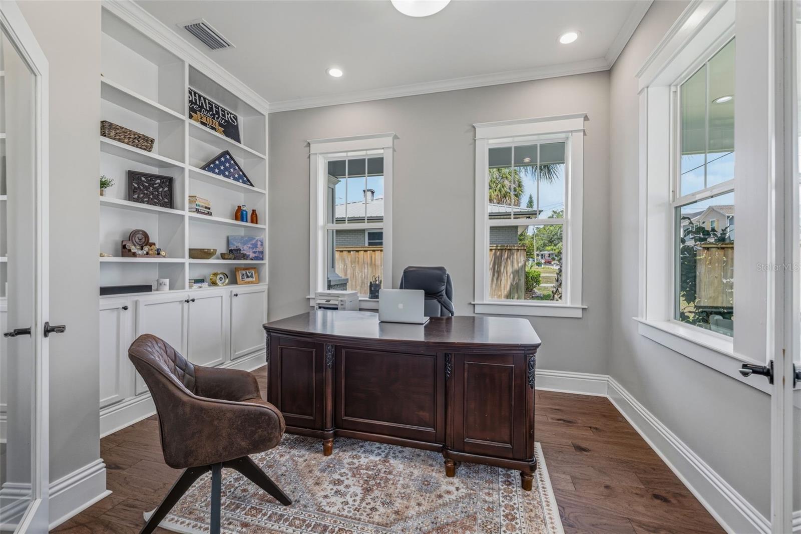 LESLEYS SUB - Residential