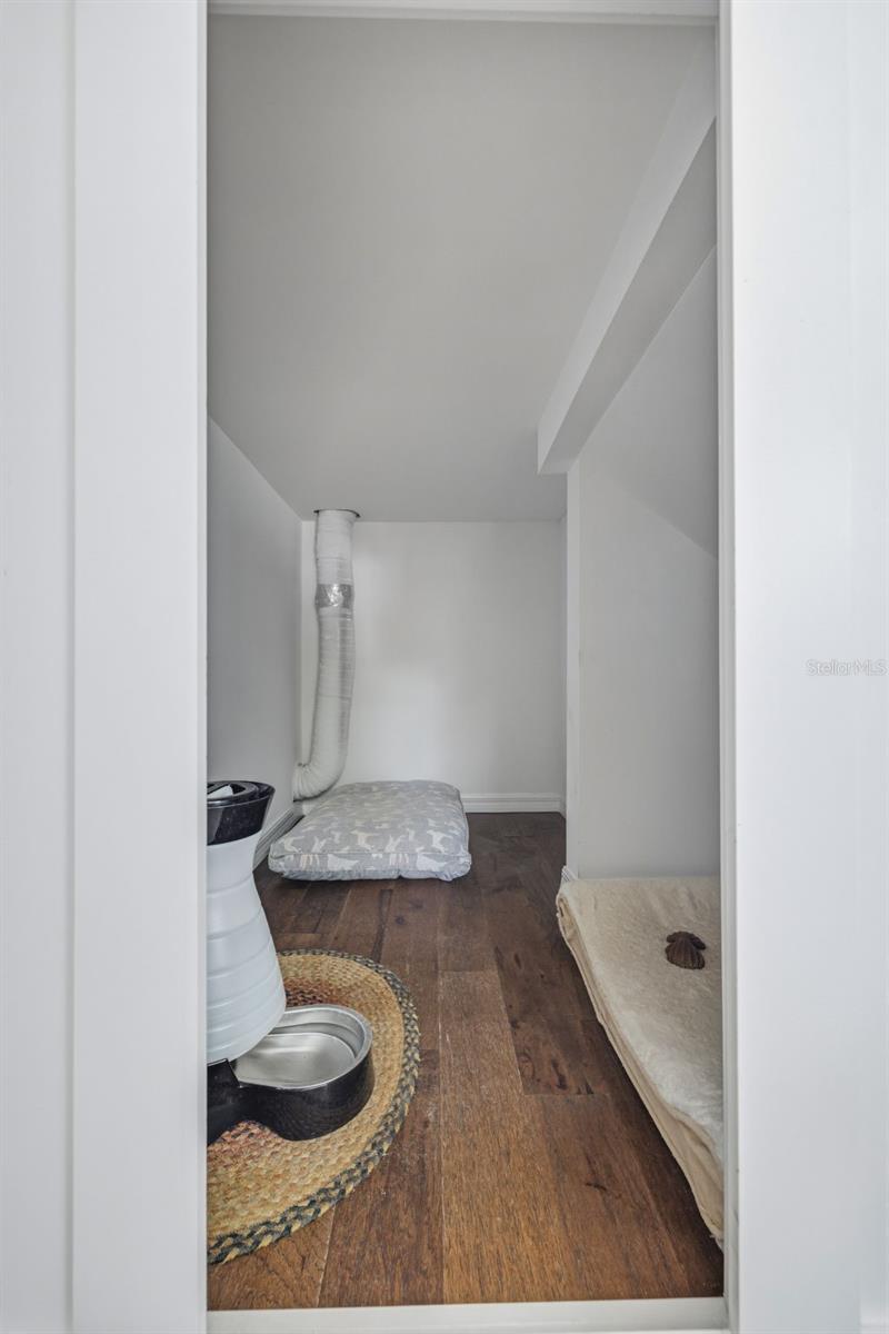 LESLEYS SUB - Residential