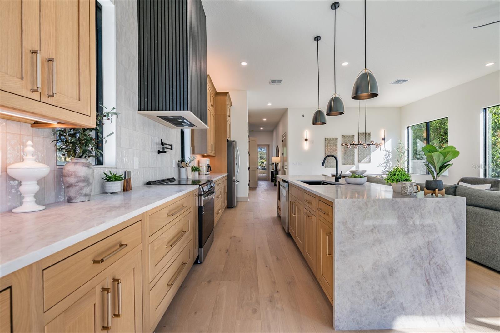 PICKRON SUB - Residential