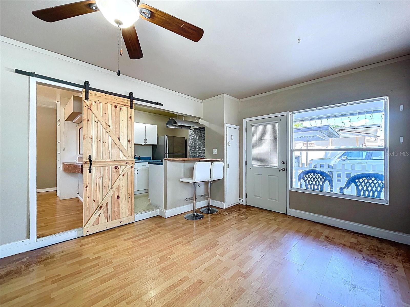 TOWN N COUNTRY PARK UN 14 - Residential