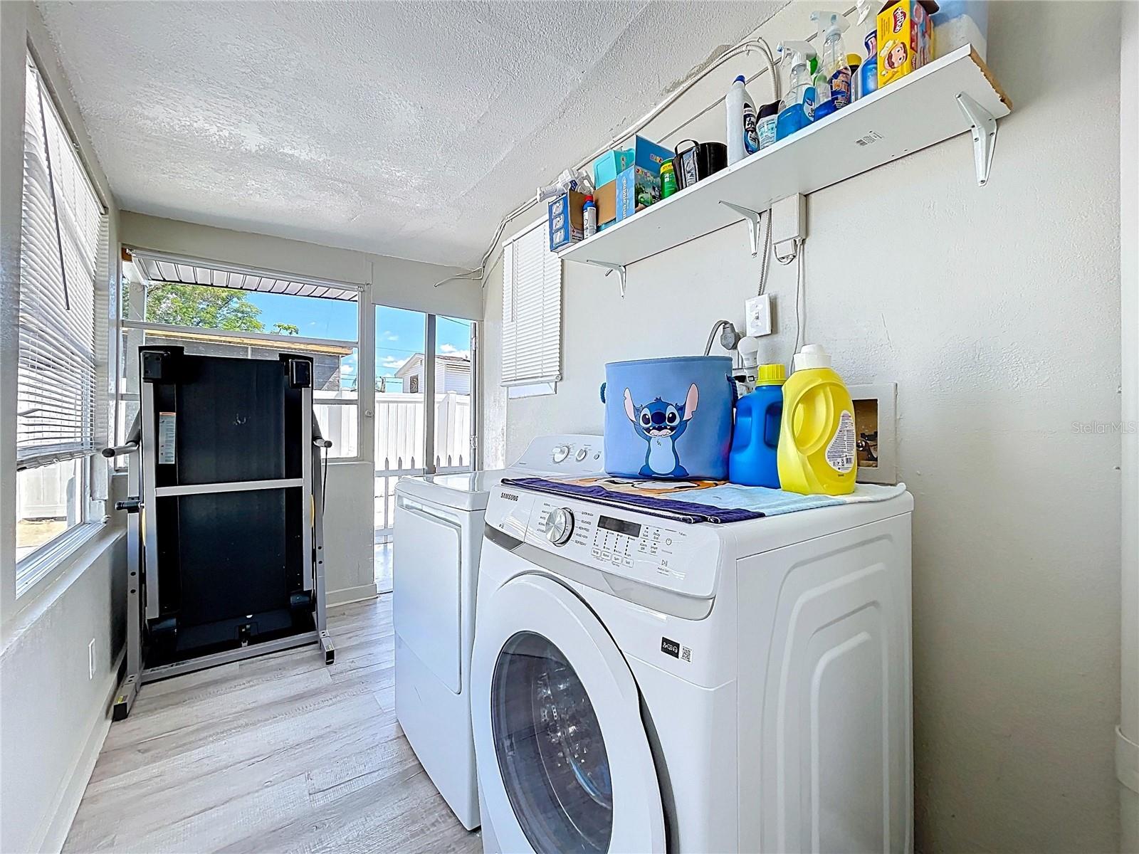 TOWN N COUNTRY PARK UN 14 - Residential