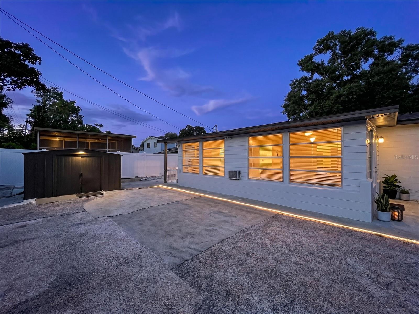 TOWN N COUNTRY PARK UN 14 - Residential