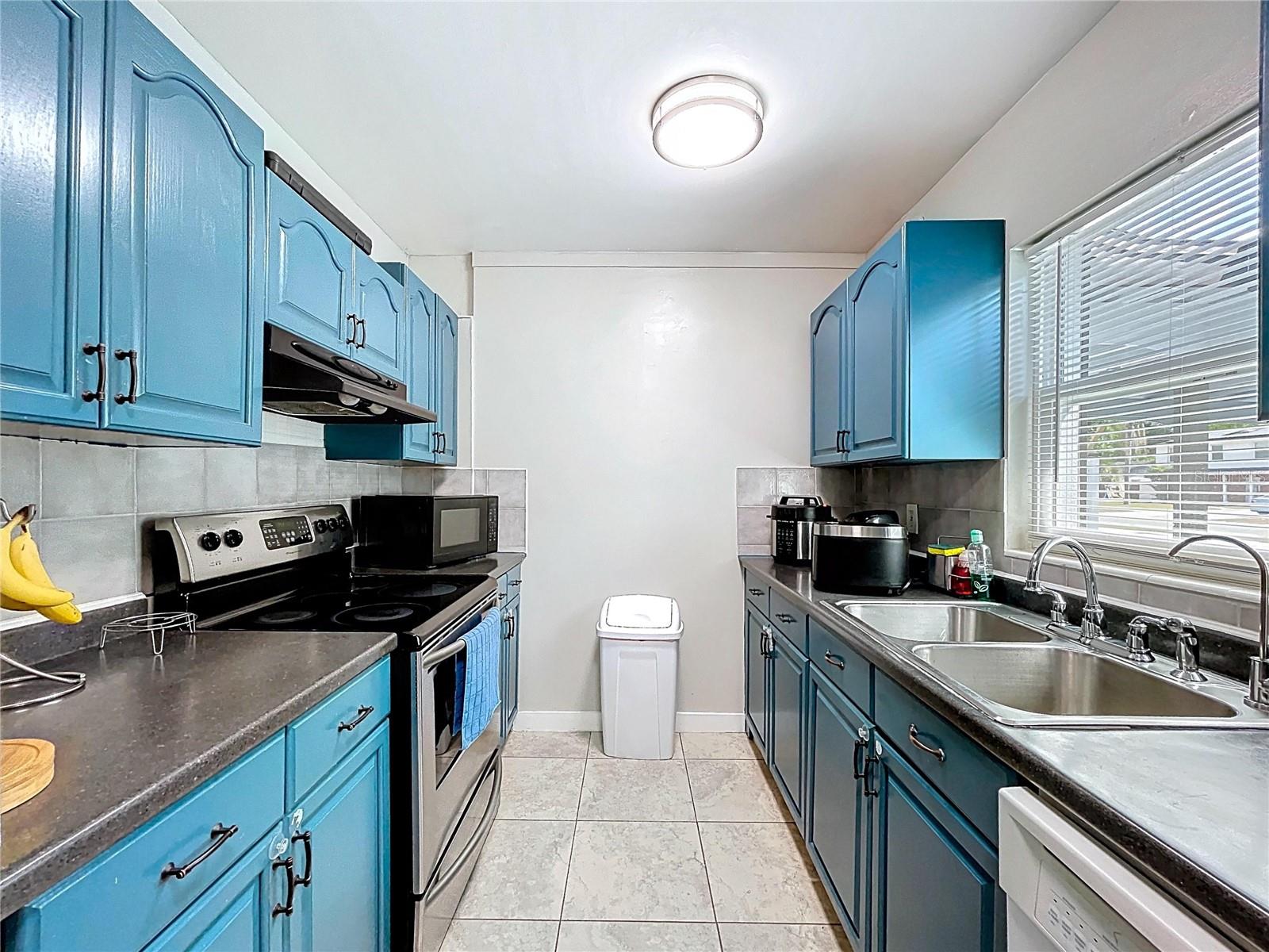 TOWN N COUNTRY PARK UN 14 - Residential