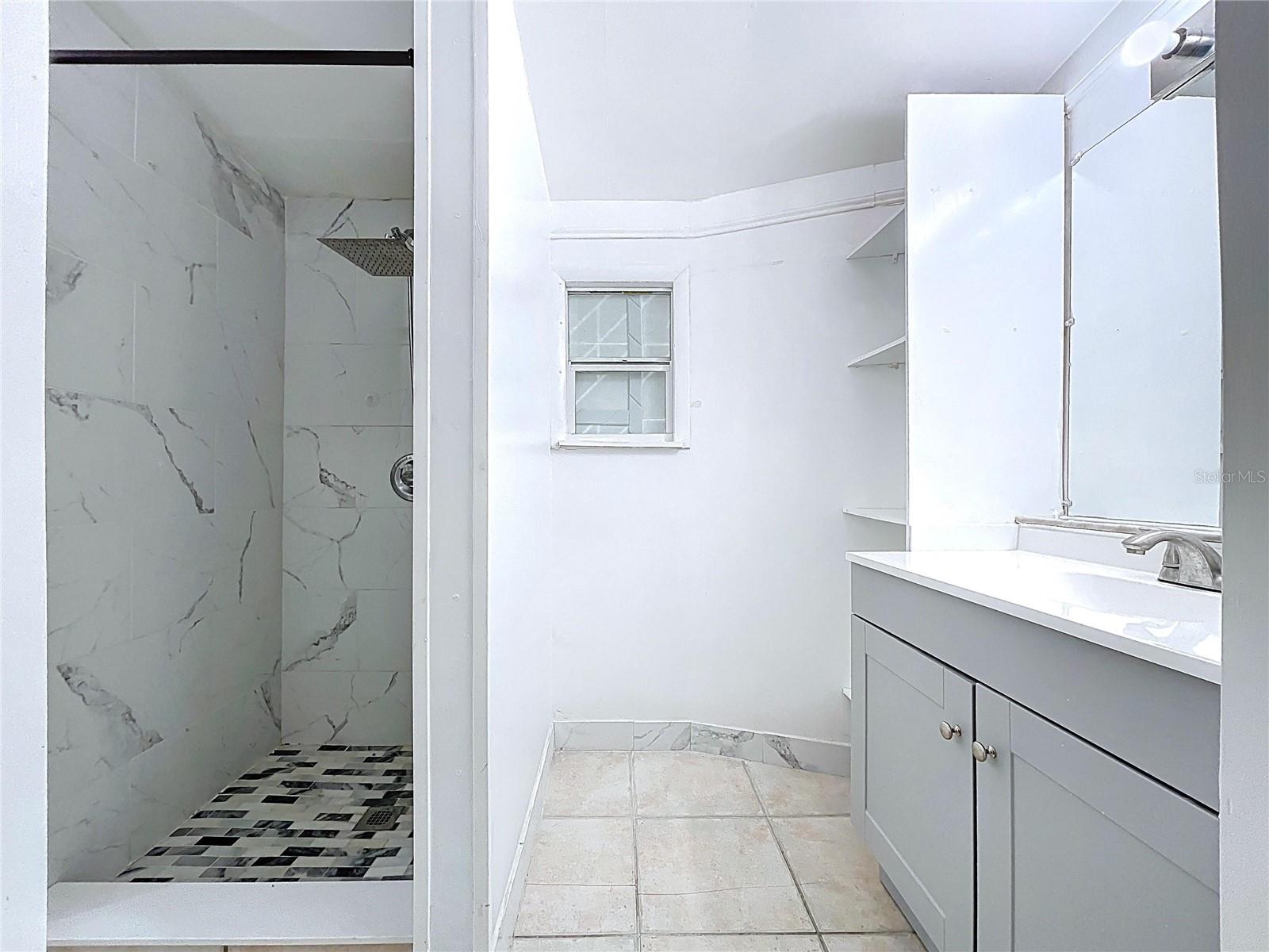 TOWN N COUNTRY PARK UN 14 - Residential