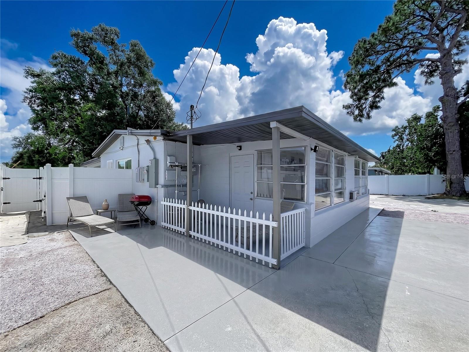 TOWN N COUNTRY PARK UN 14 - Residential