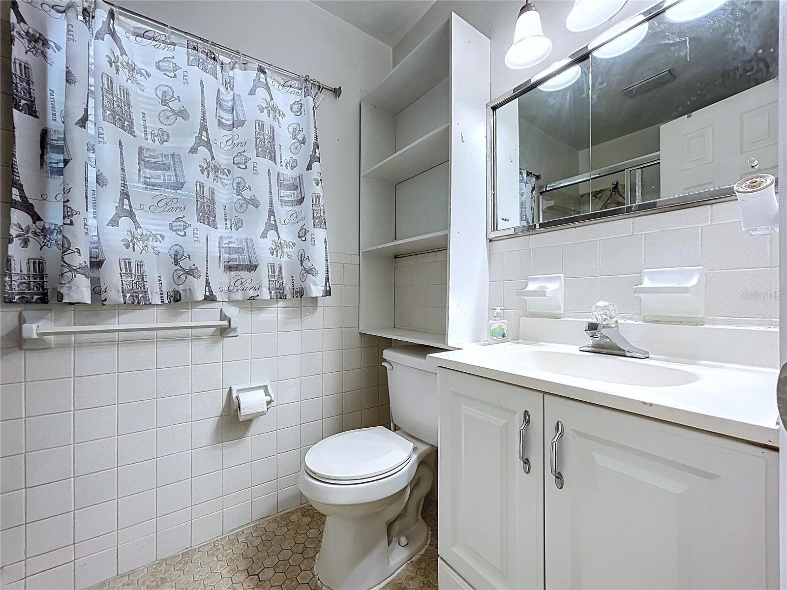 TOWN N COUNTRY PARK UN 14 - Residential