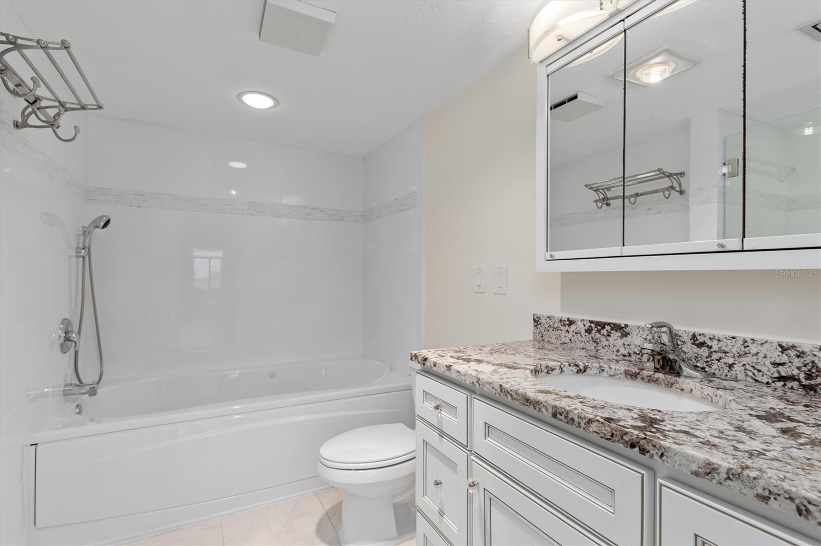 BOCA SIESTA - Residential