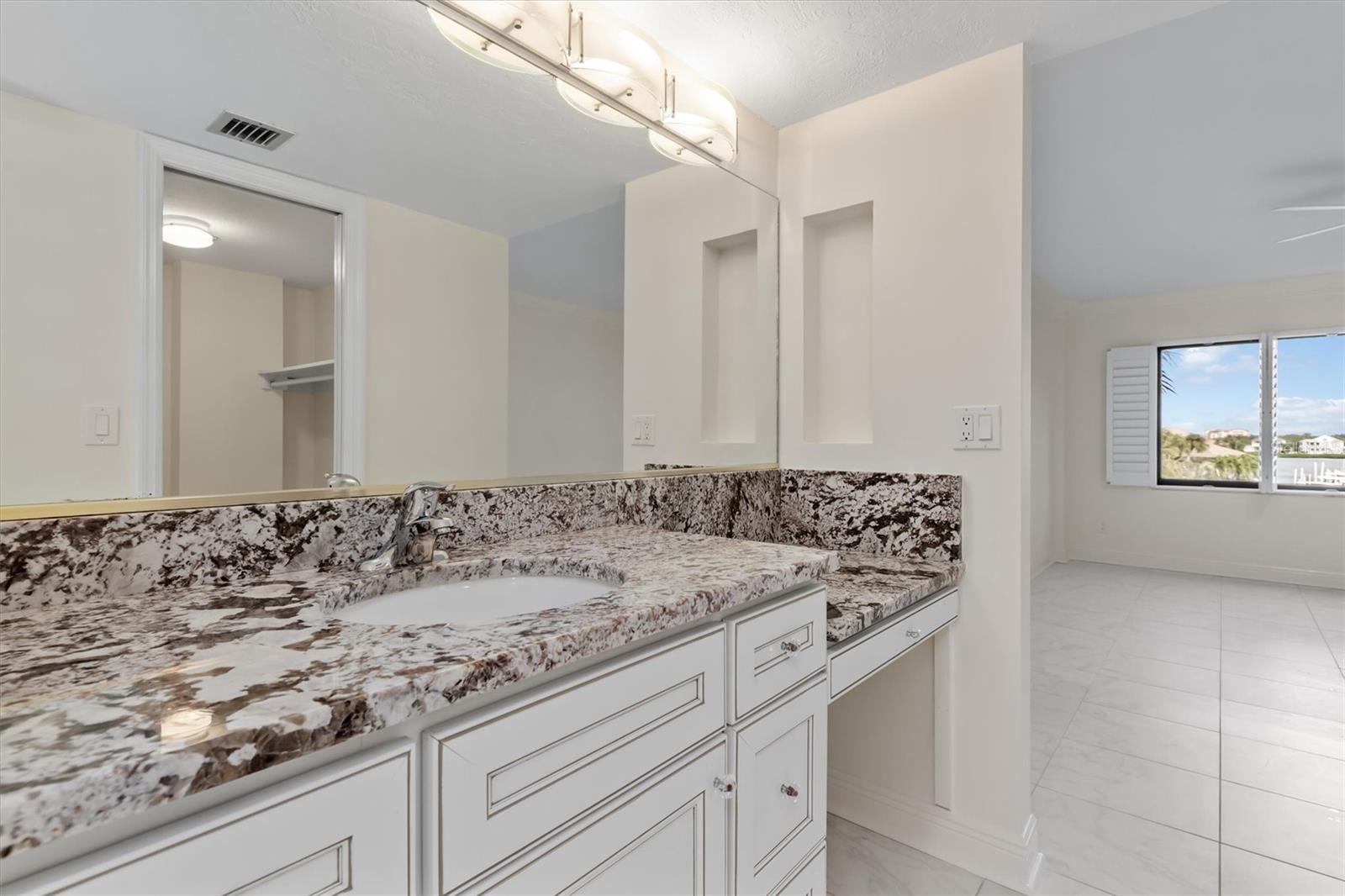 BOCA SIESTA - Residential