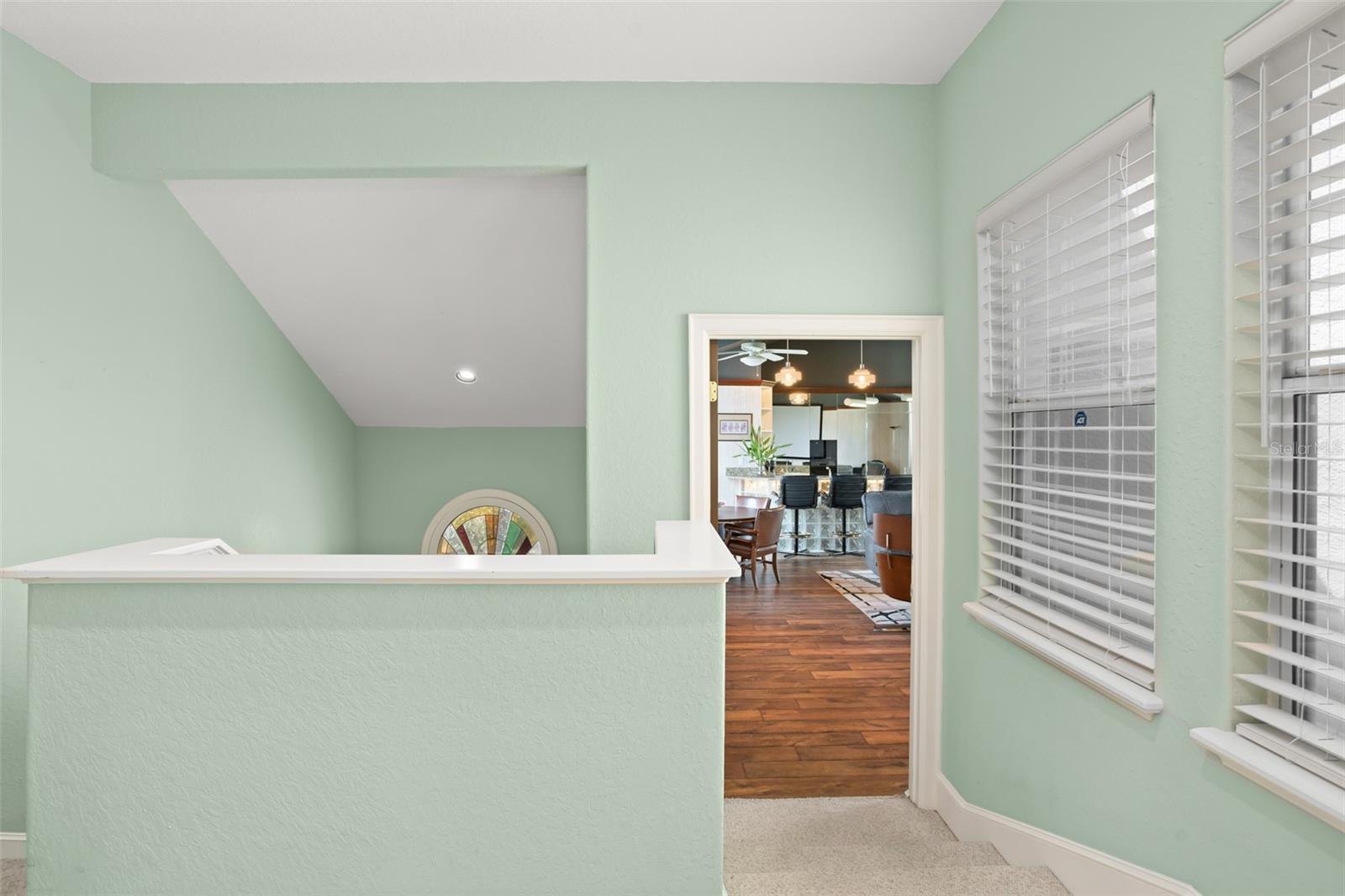 LAKE MAITLAND MANOR - Residential