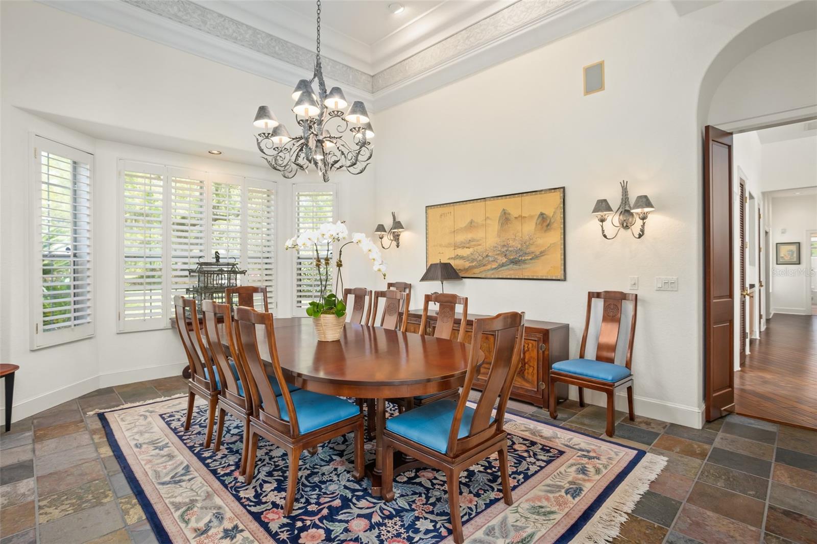 LAKE MAITLAND MANOR - Residential