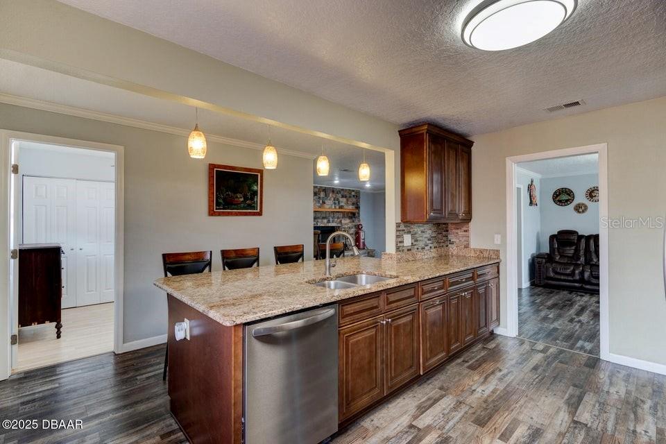 OAKVIEW HEIGHTS ADD 01 - Residential