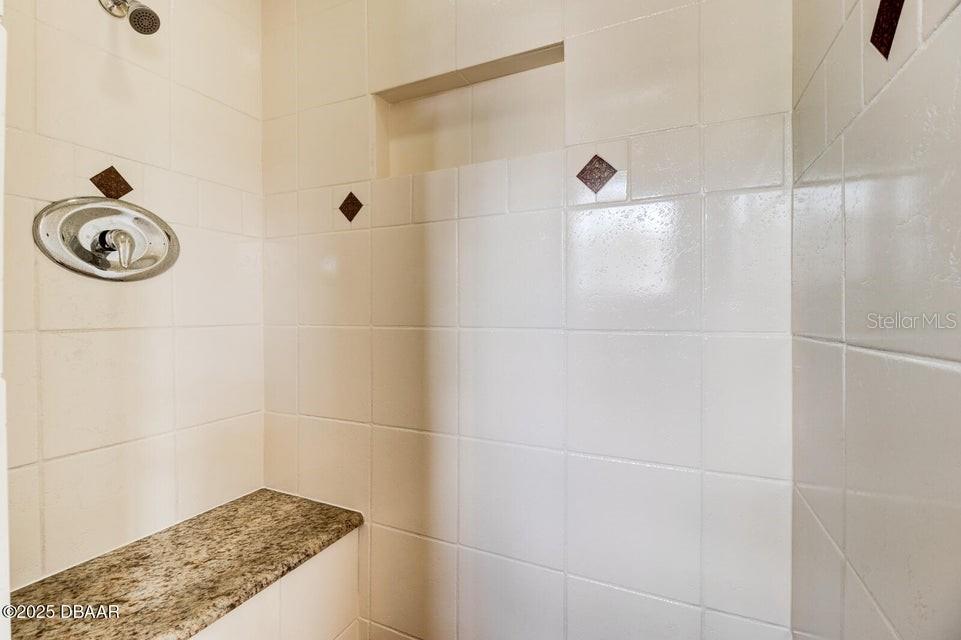 OAKVIEW HEIGHTS ADD 01 - Residential