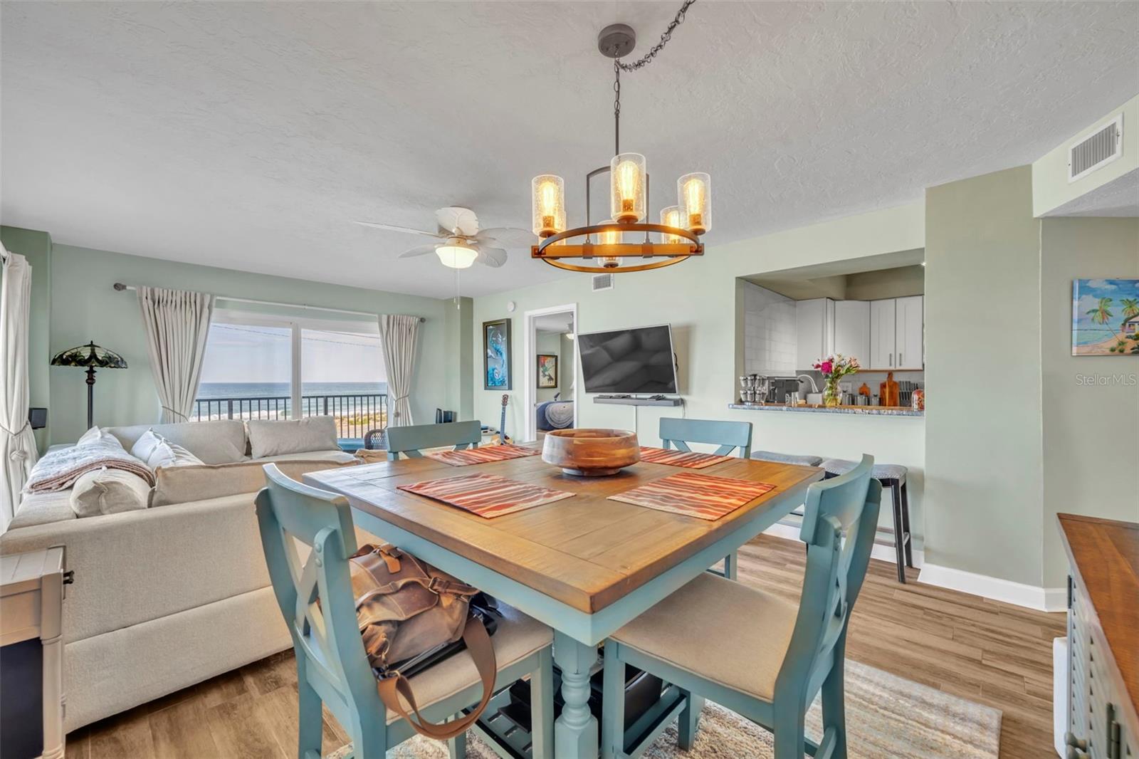 LEEWARD WINDS - Residential