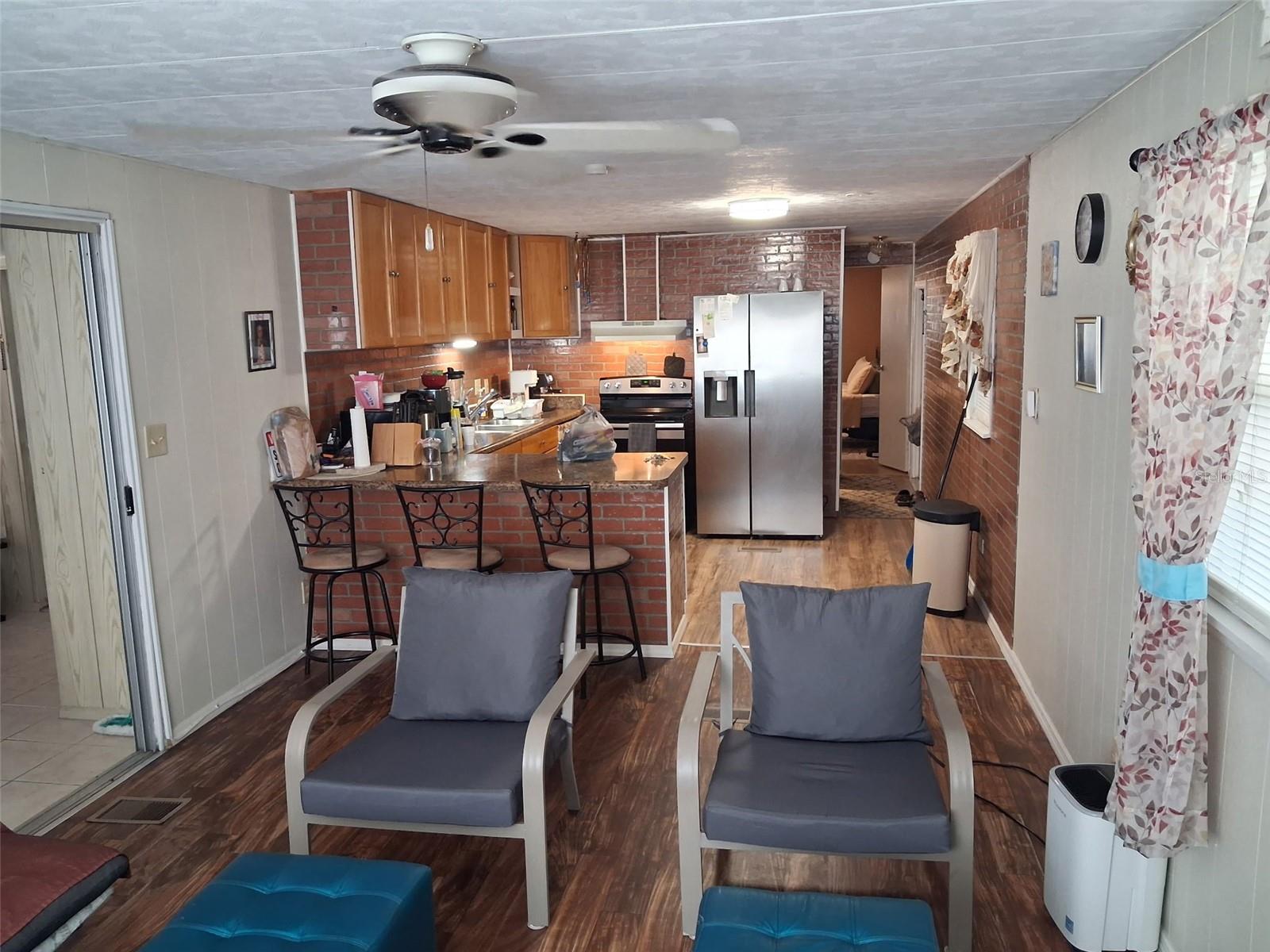 BUENA VISTA MANOR - Residential