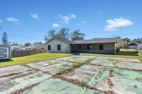 A home in DELTONA