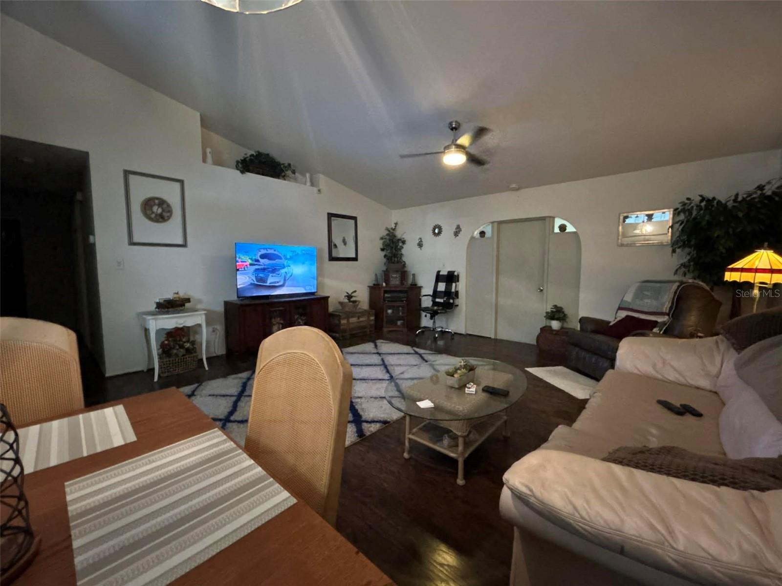 INDIAN WELLS UNIT 5 - Residential