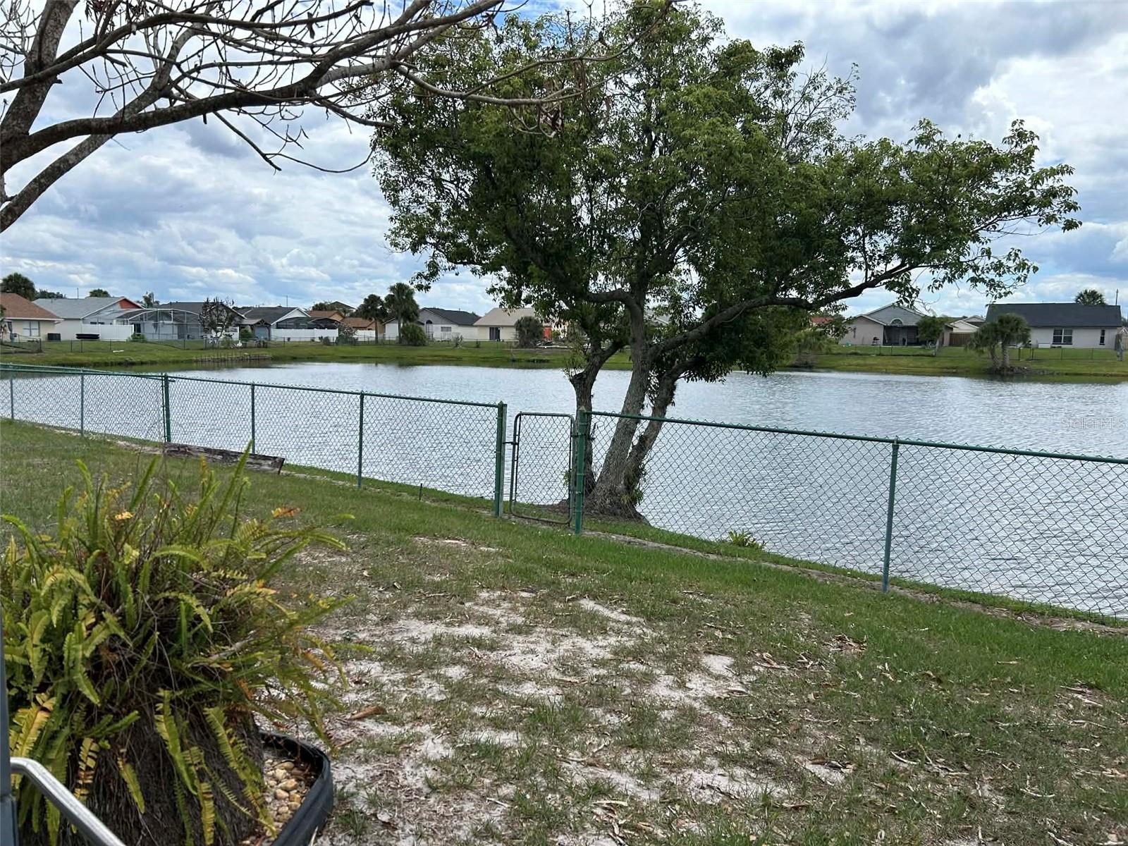 INDIAN WELLS UNIT 5 - Residential