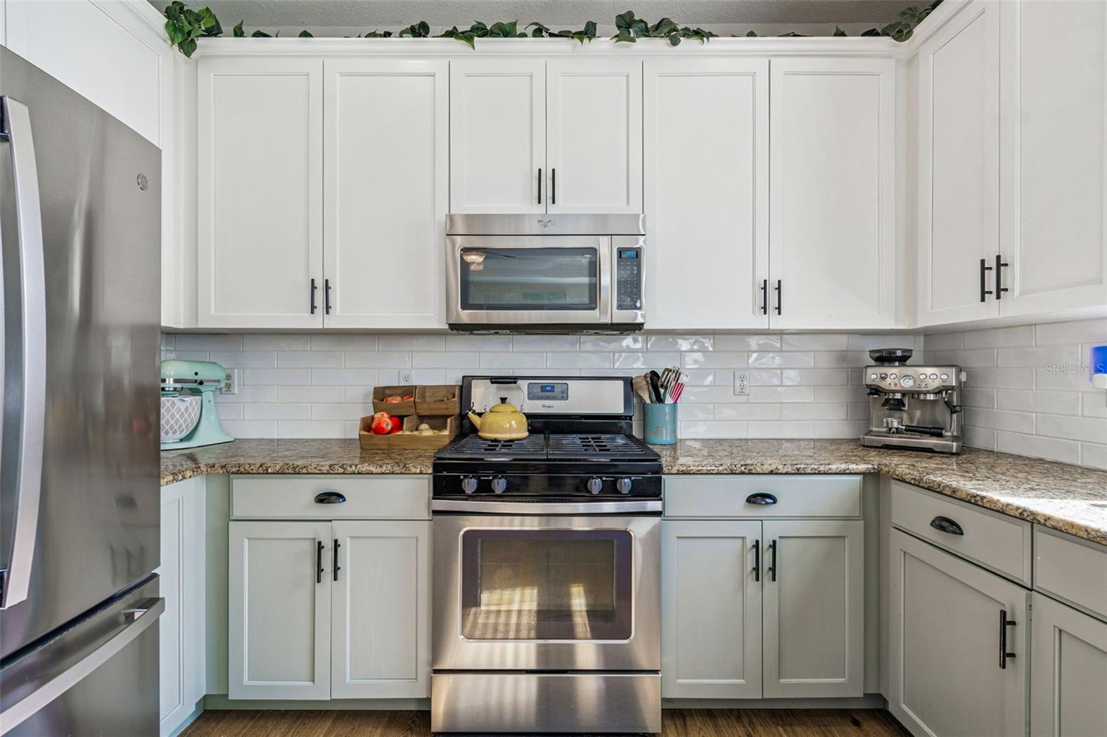 LAKESHORE RANCH PH I - Residential