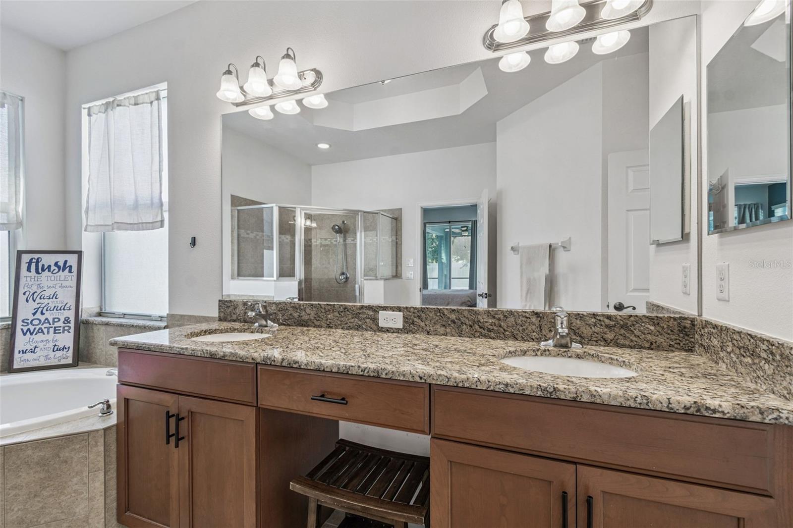 LAKESHORE RANCH PH I - Residential