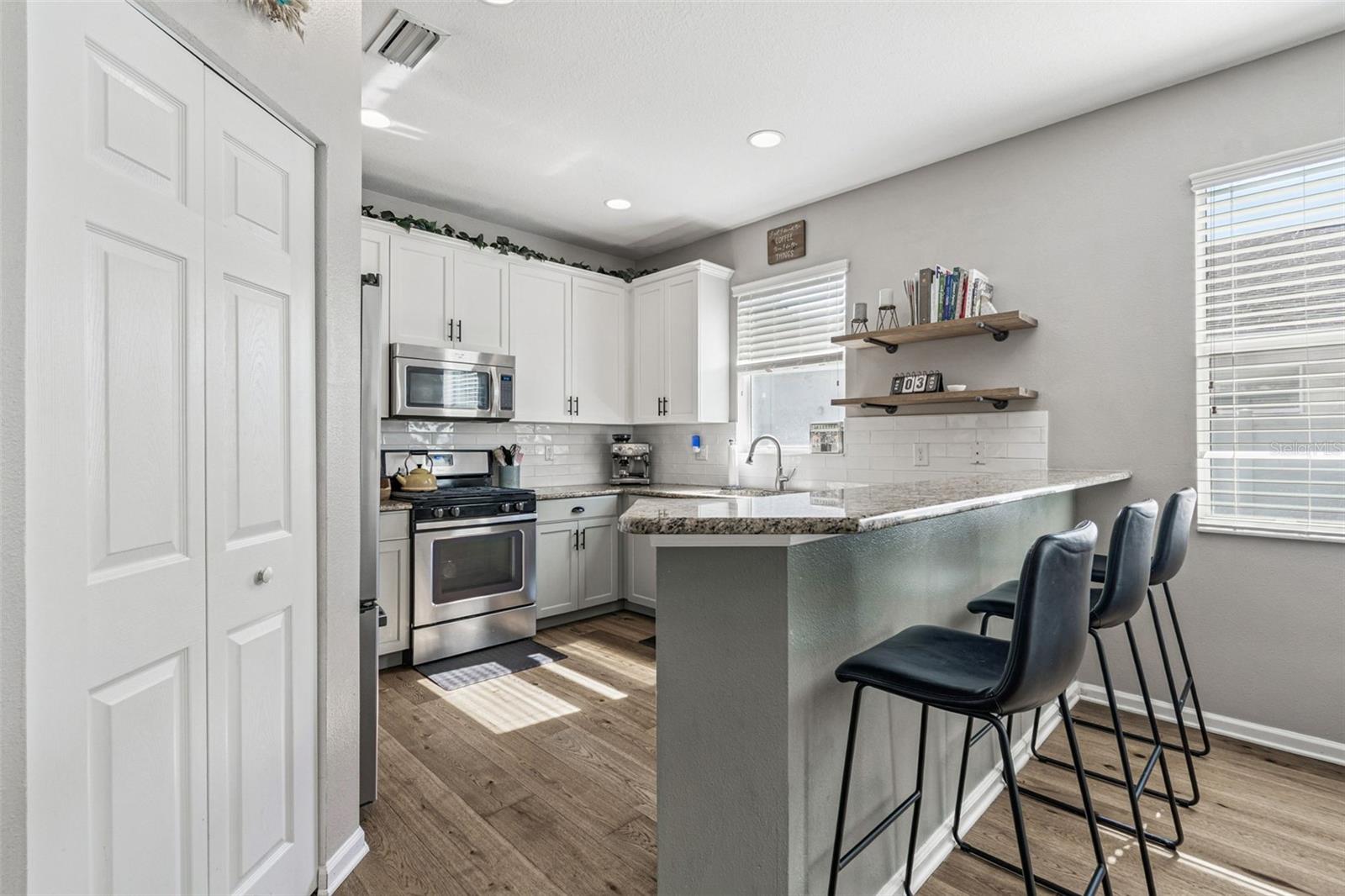 LAKESHORE RANCH PH I - Residential