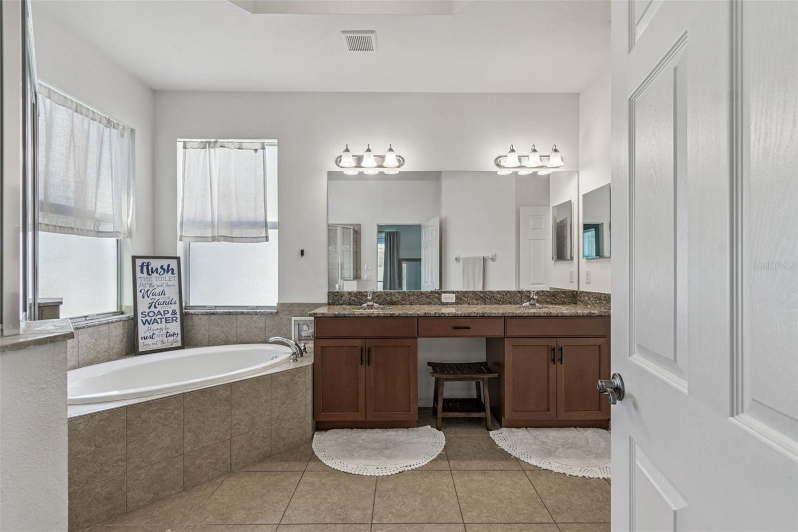 LAKESHORE RANCH PH I - Residential