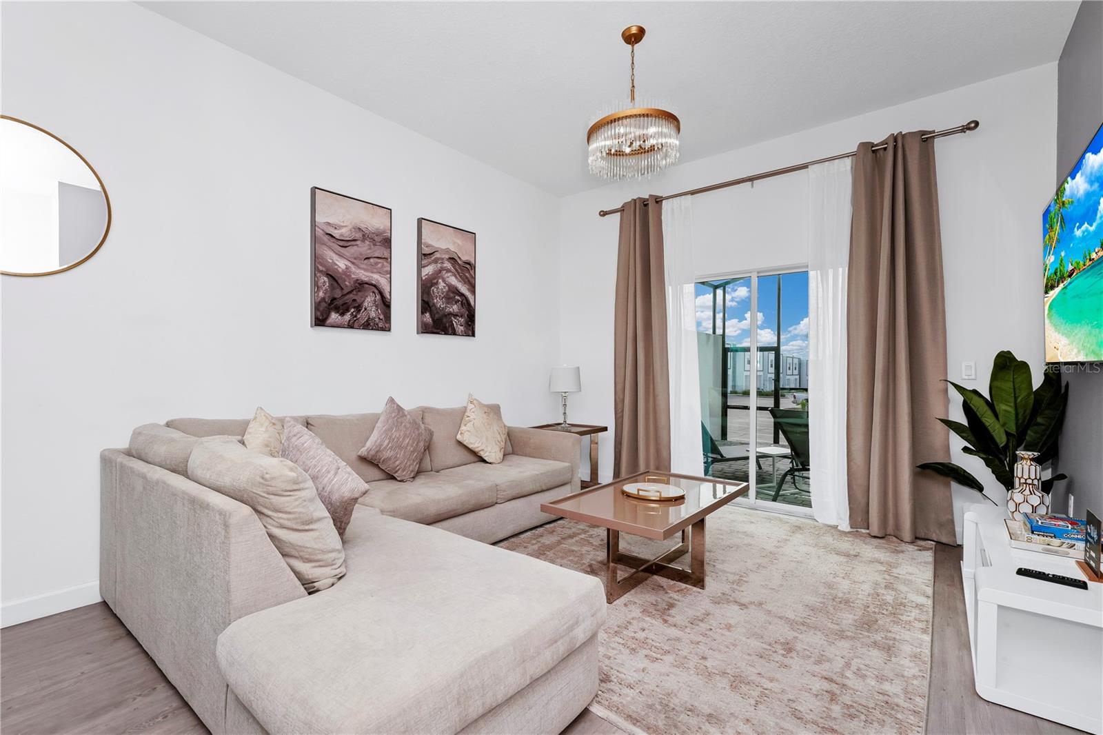 AZUR RESIDENCE - Residential