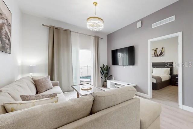 AZUR RESIDENCE - Residential