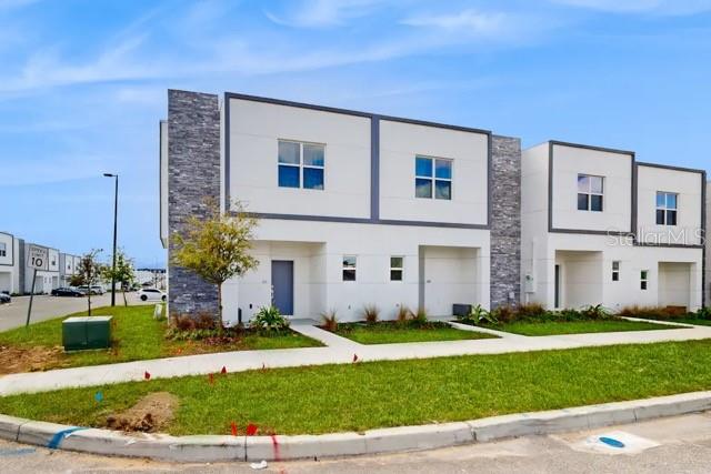 AZUR RESIDENCE - Residential