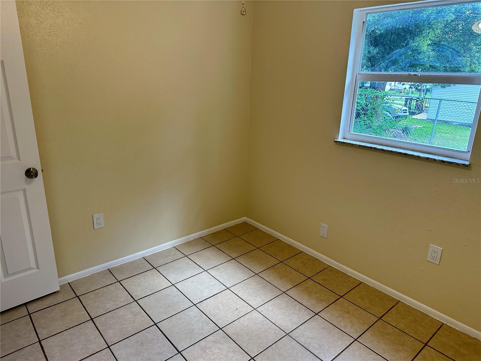 ZEPHYRHILLS COLONY CO SUB - Residential Lease