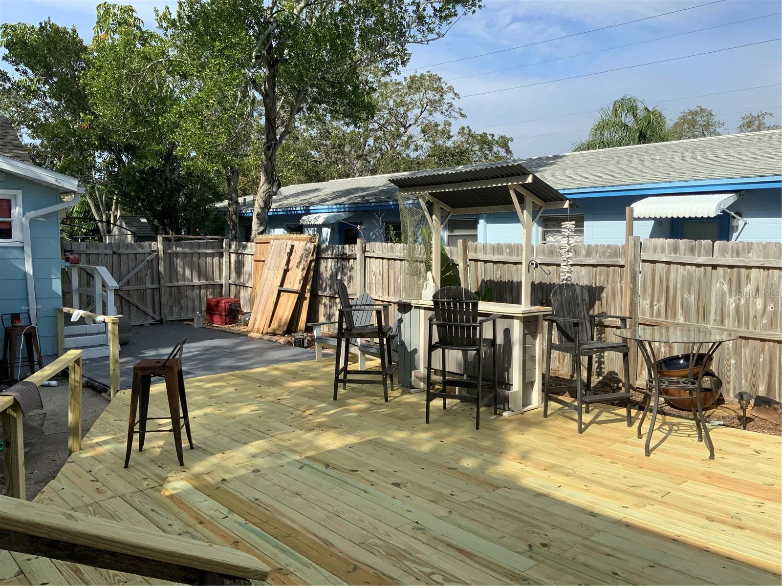 LESLIES JOHN T SUB - Residential Lease