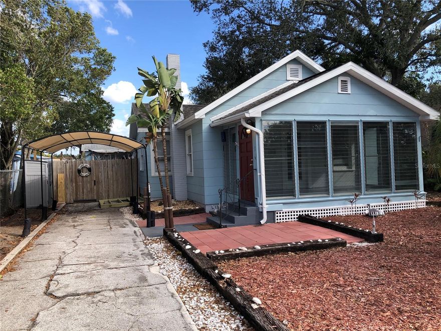 Super cute unattached Key West style bungalow within the arts district in Gulfport.  2 bedroom/1 bath unit with a nice floorplan. Spacious kitchen, living room and beautiful shared courtyard with newly renovated deck that is completely private but shared with two other units. Kitchen and bath have been updated. Brand new HVAC. Newer Water heater. Separate parking for each unit. Walking distance to downtown Gulfport shops, dining, and Williams Pier.  Don't miss out on this one! Call today for your private viewing.