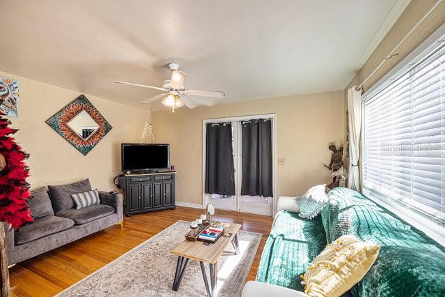 LESLIES JOHN T SUB - Residential Lease