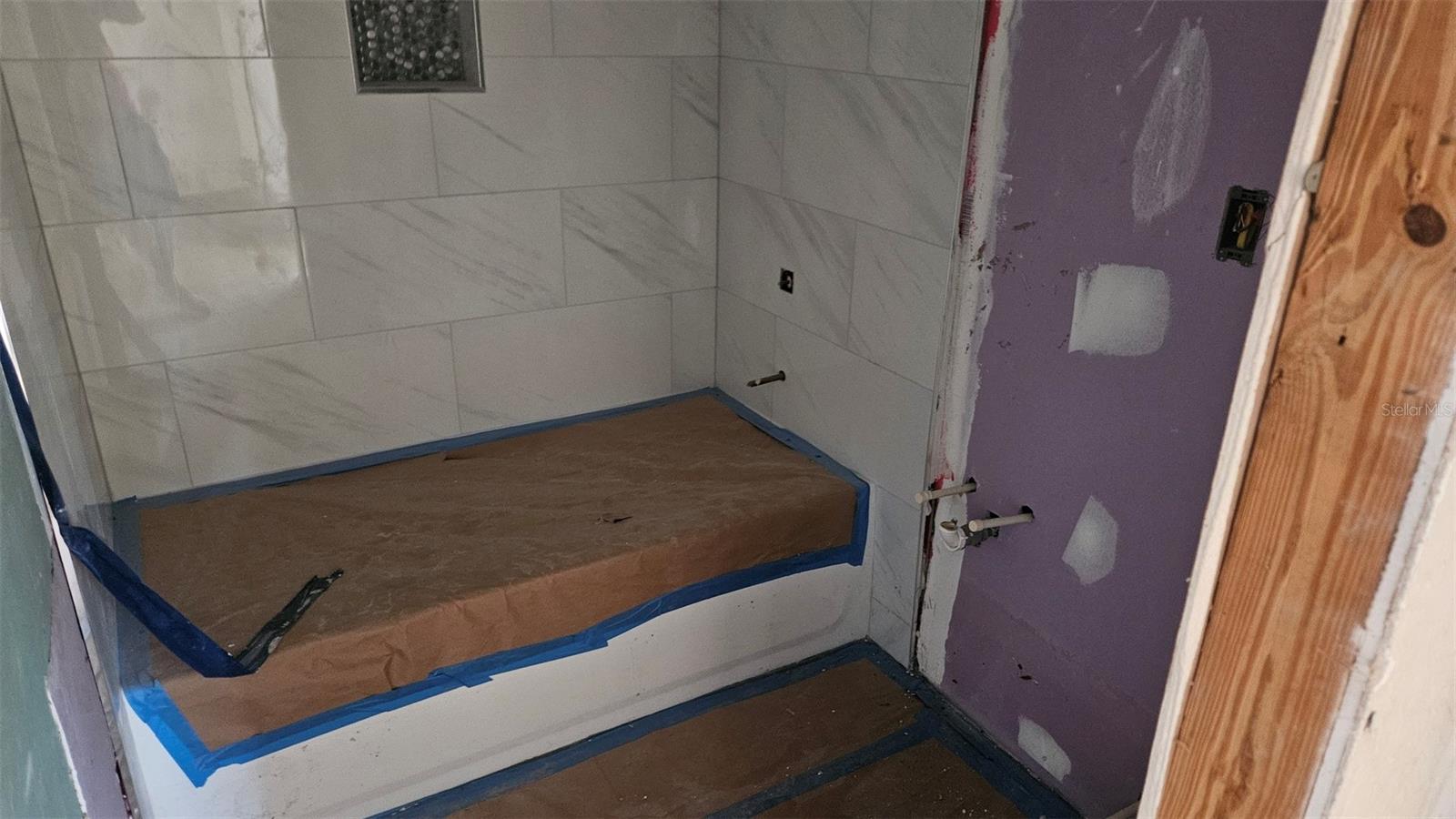 SNELL SHORES - Residential