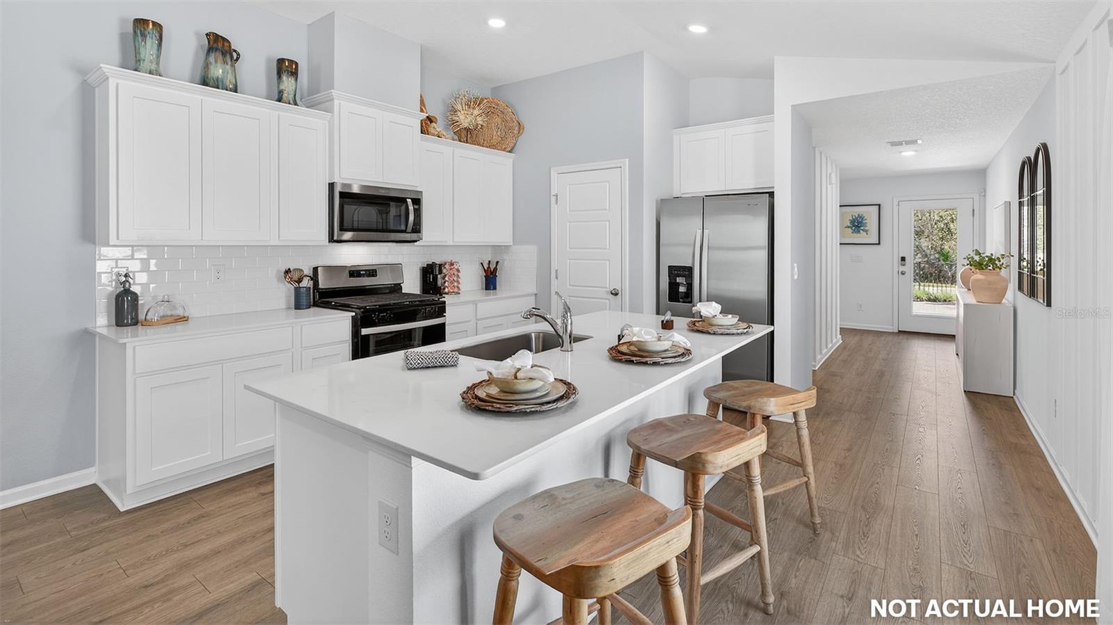 GRAND RESERVE AND GOLF CLUB - Residential
