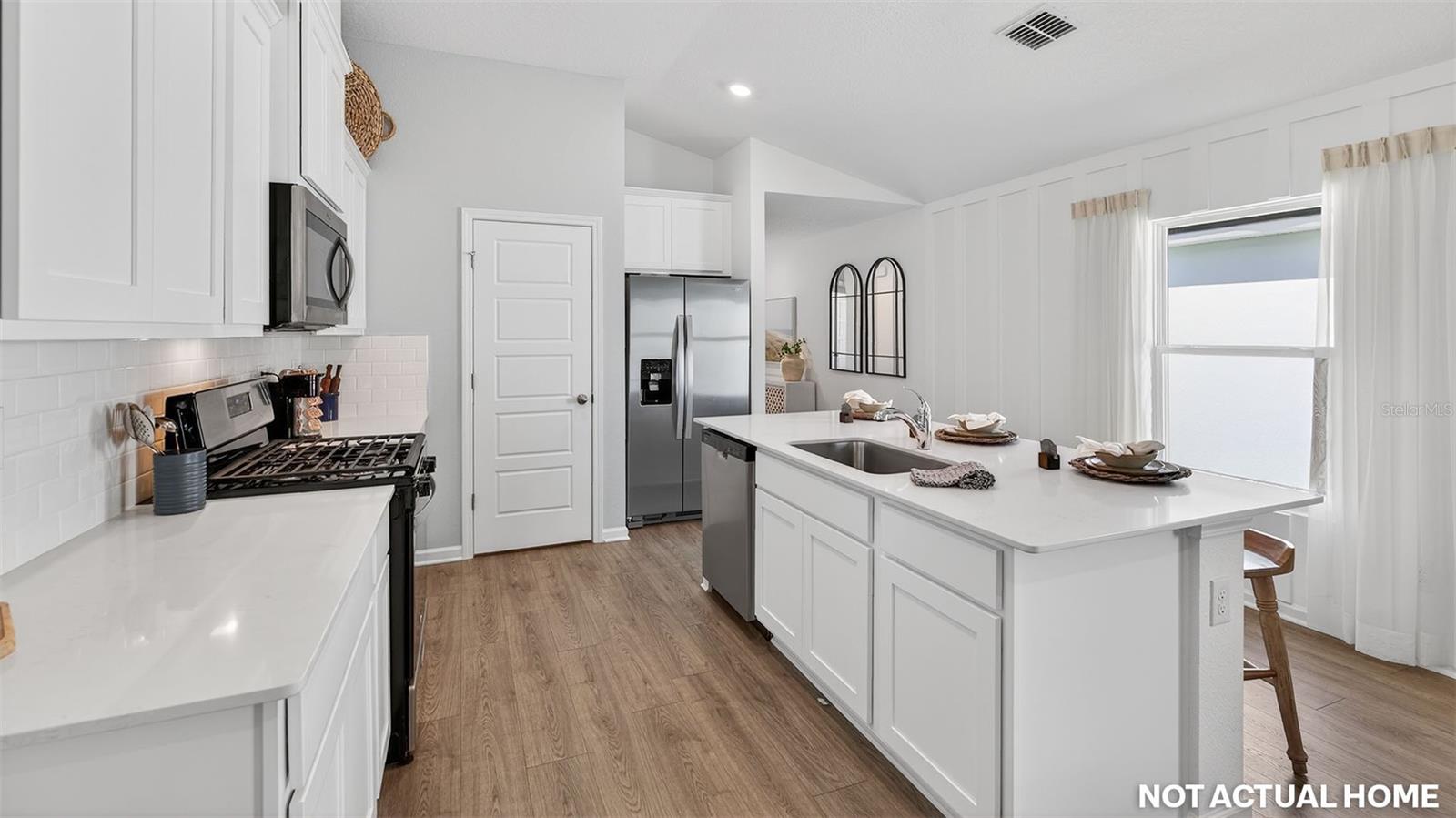 GRAND RESERVE AND GOLF CLUB - Residential