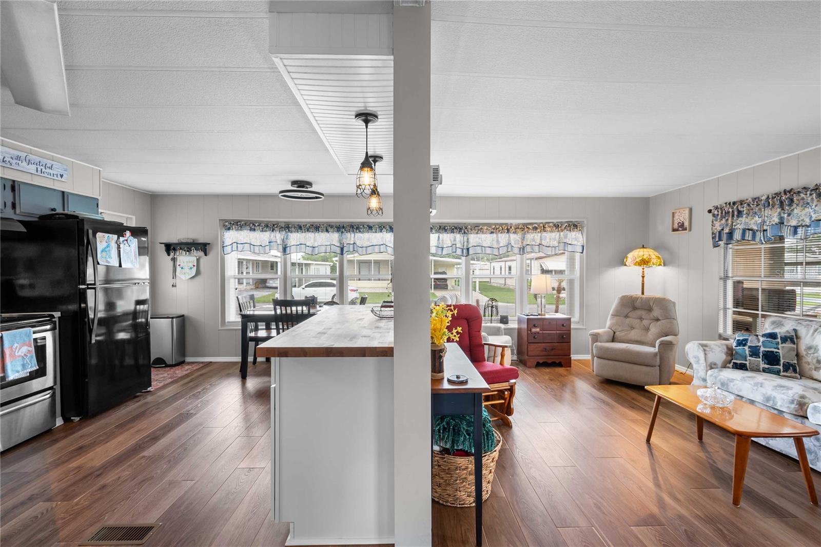 LAKE BETMAR ESTATES - Residential