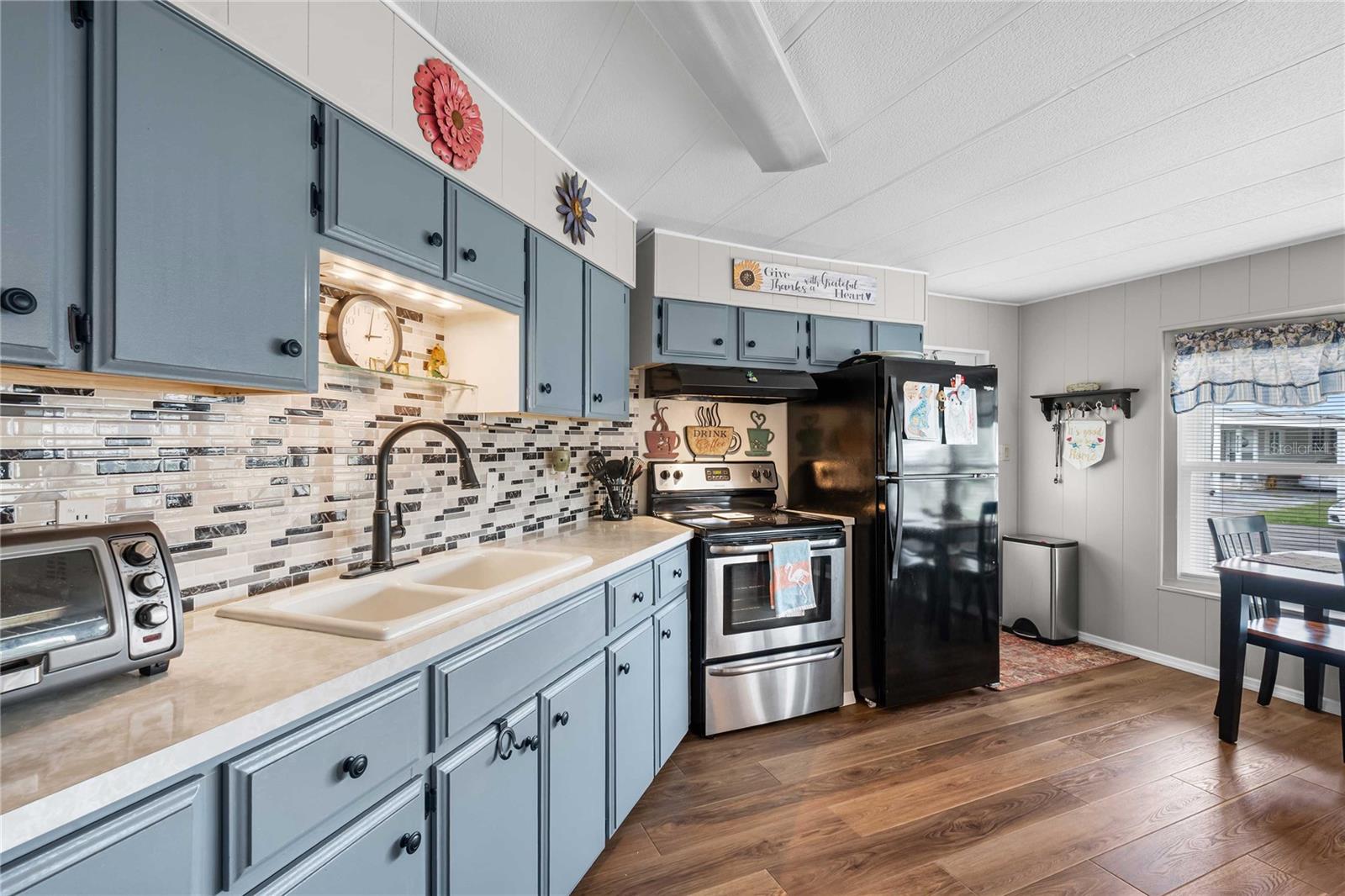 LAKE BETMAR ESTATES - Residential