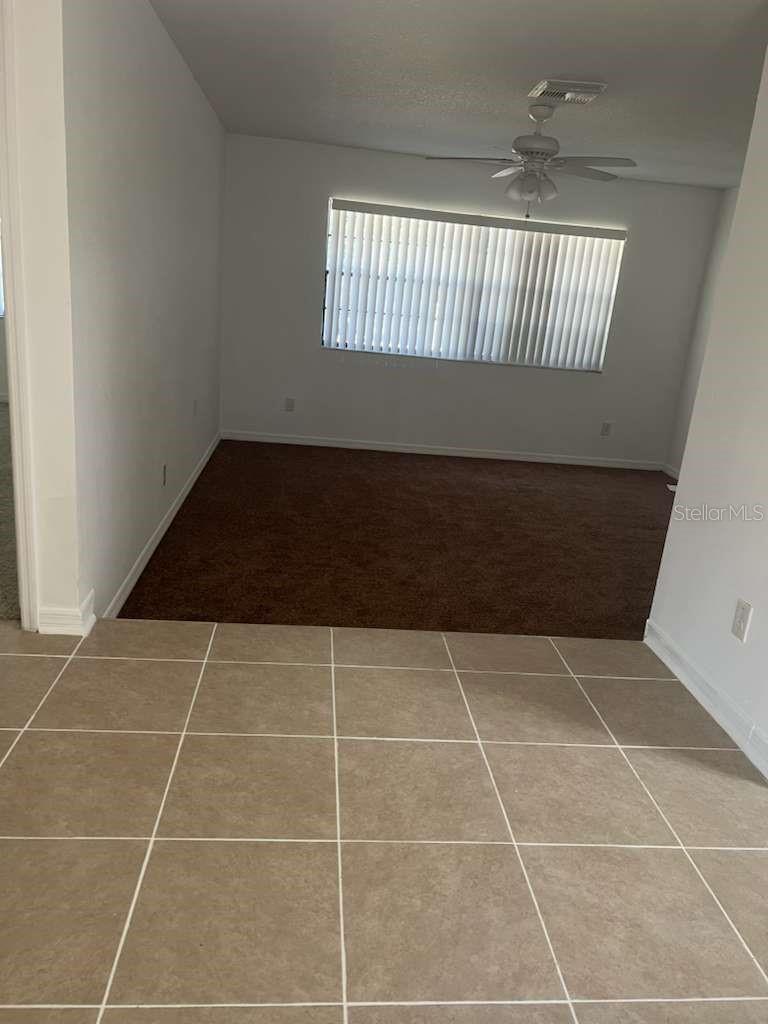 OAKTREE VILLAGE - Residential Lease