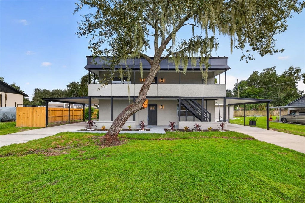 Photo of 11317 Sylvan Green Lane, Riverview, FL 33569 (MLS # TB8554670)