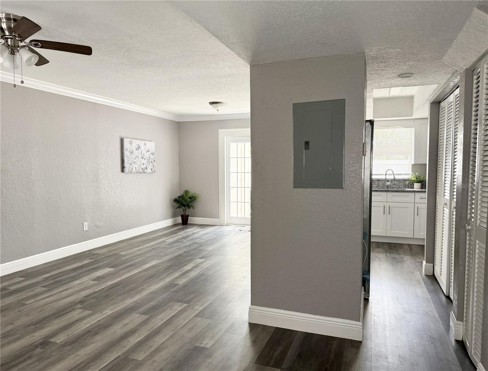 5229 TENNIS COURT CIRCLE