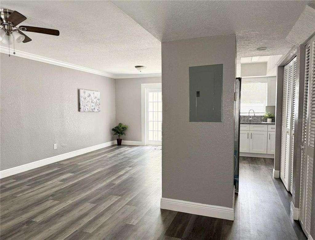 Photo of 5229 Tennis Court Cir, Tampa, FL 33617 (MLS # TB8492333)