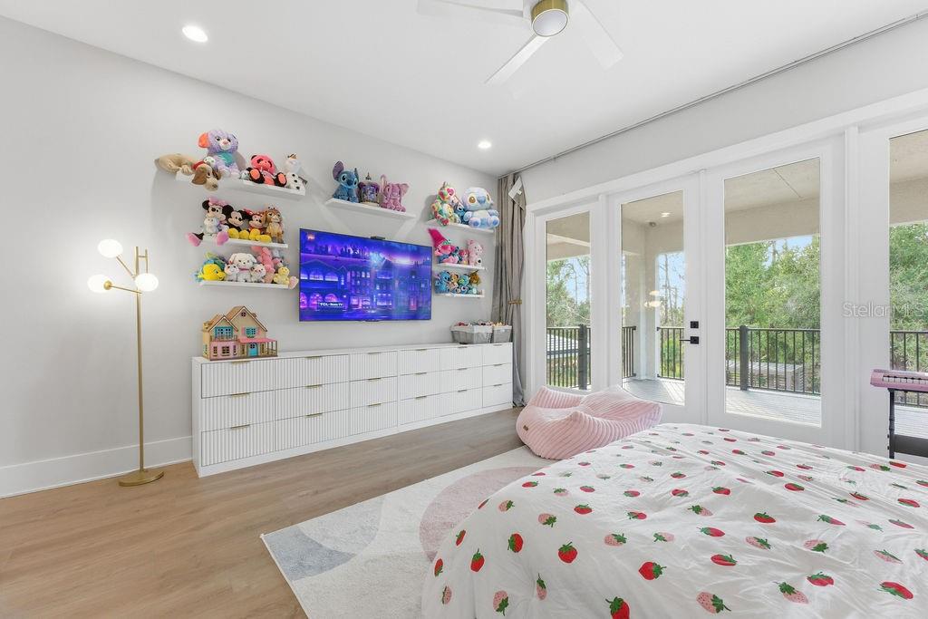 BELLA COLLINA SUB - Residential