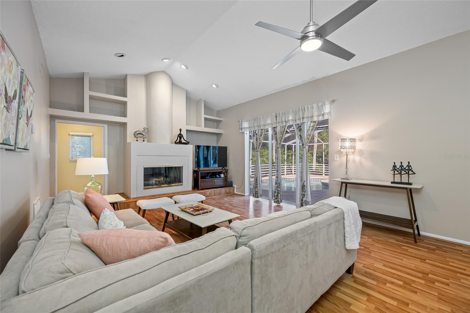 ESTATES AT COBBS LANDING THE PH II - Residential